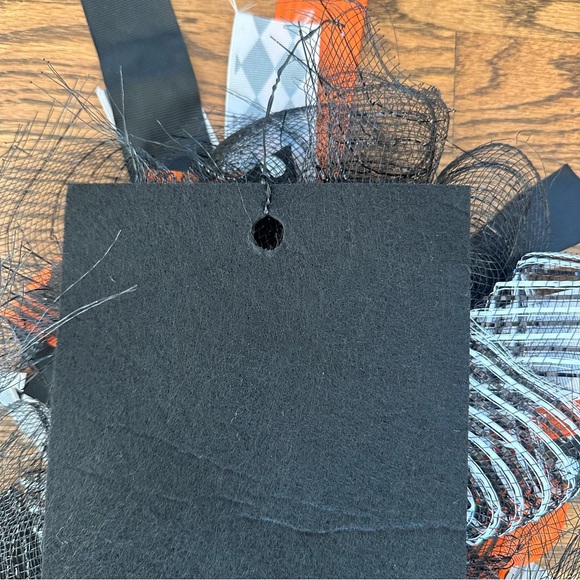 Halloween Swag Wreath for Door or Wall Hanging - Picture 3 of 7